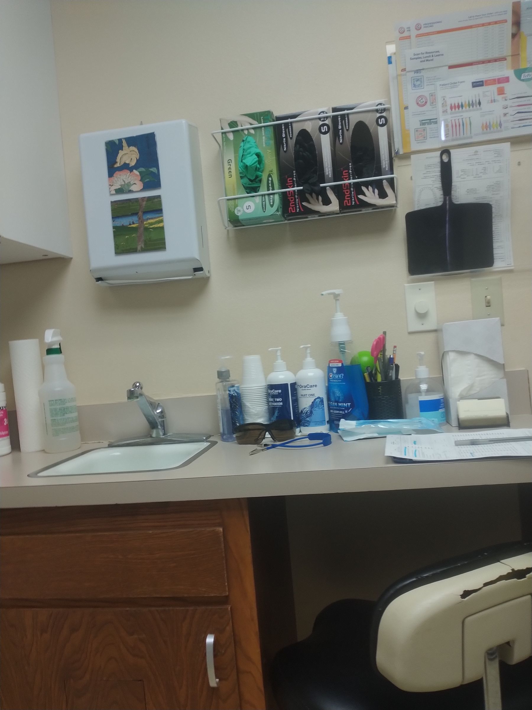 Treatment room counter